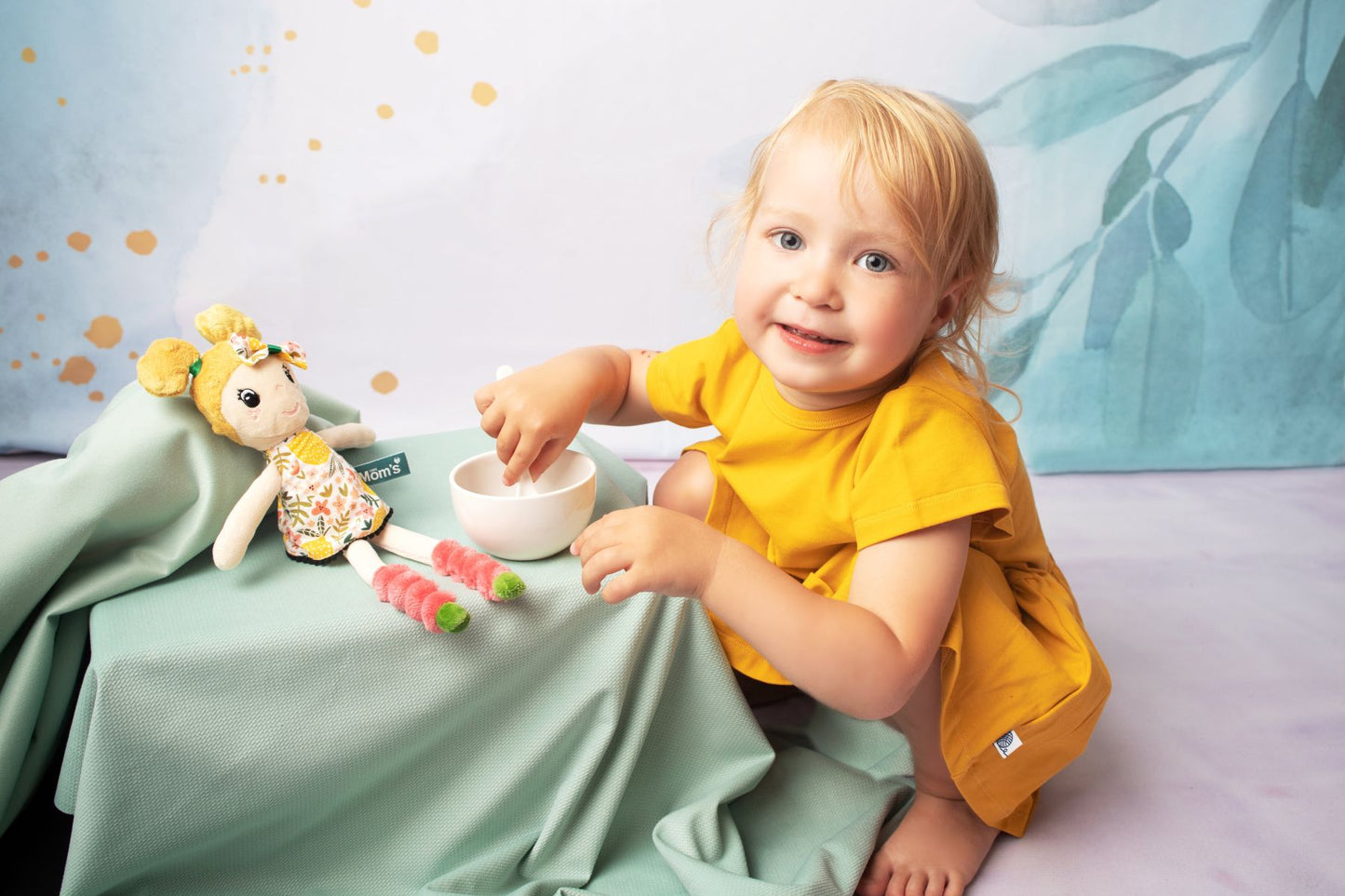 Lalka Maja - Przytulanka od Mom`s Care 12 m+