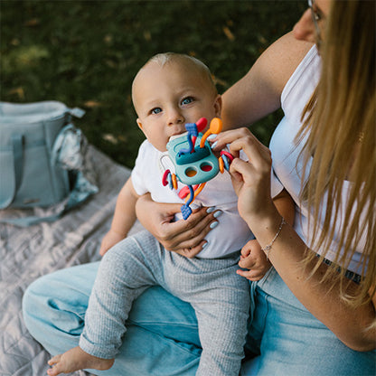 Zabawka sensoryczna "BOTTLE" od Babyono 18m+