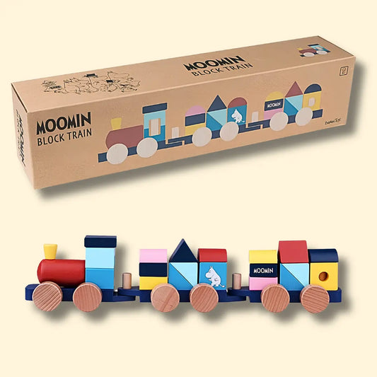 Drewniany pociąg z klockami Muminki Barbo Toys – 23 elementy, 3+ zbudowany z kolorowych klocków.