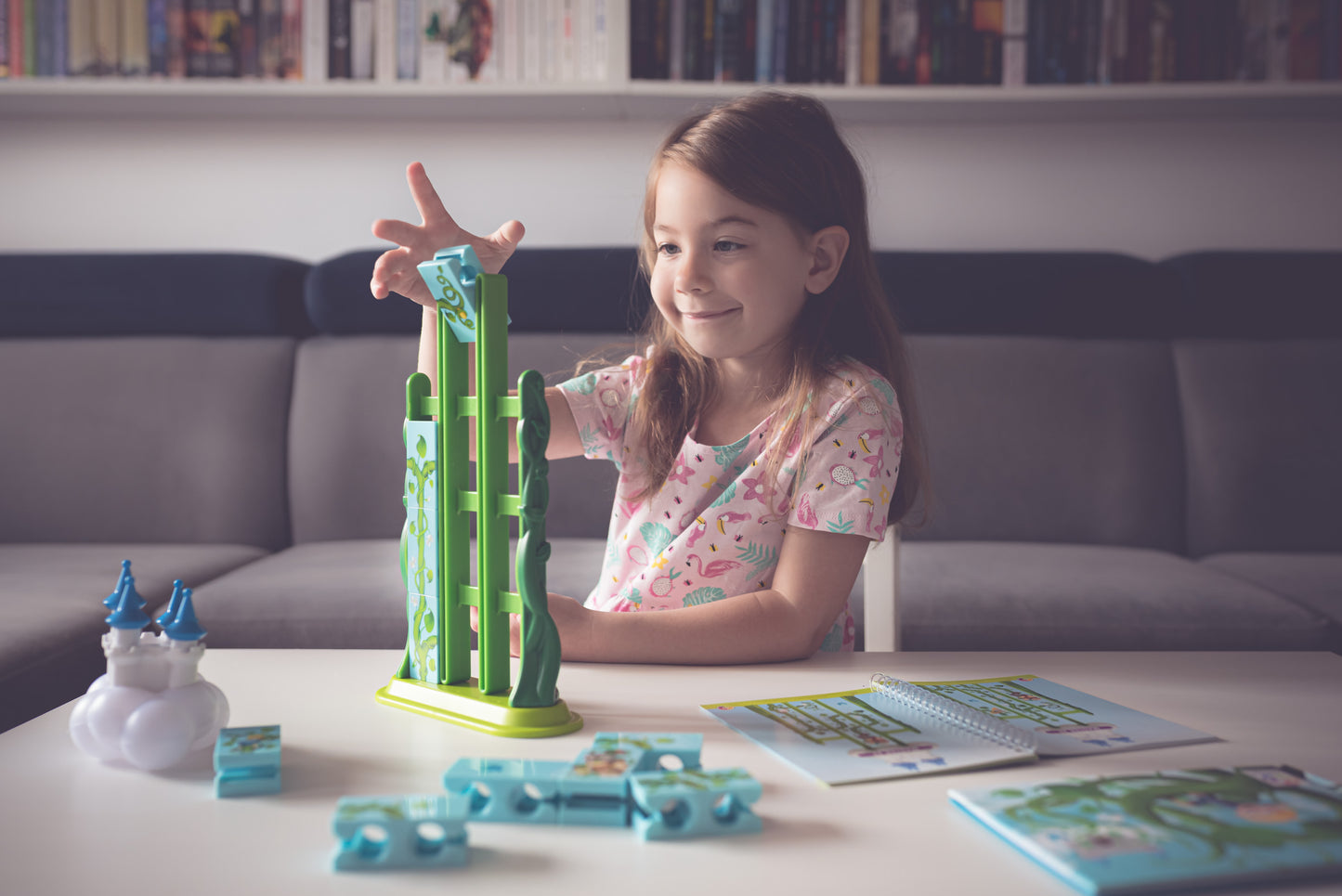 Gra logiczna "Jaś i Magiczna Fasola" od IUVI Games 4+
