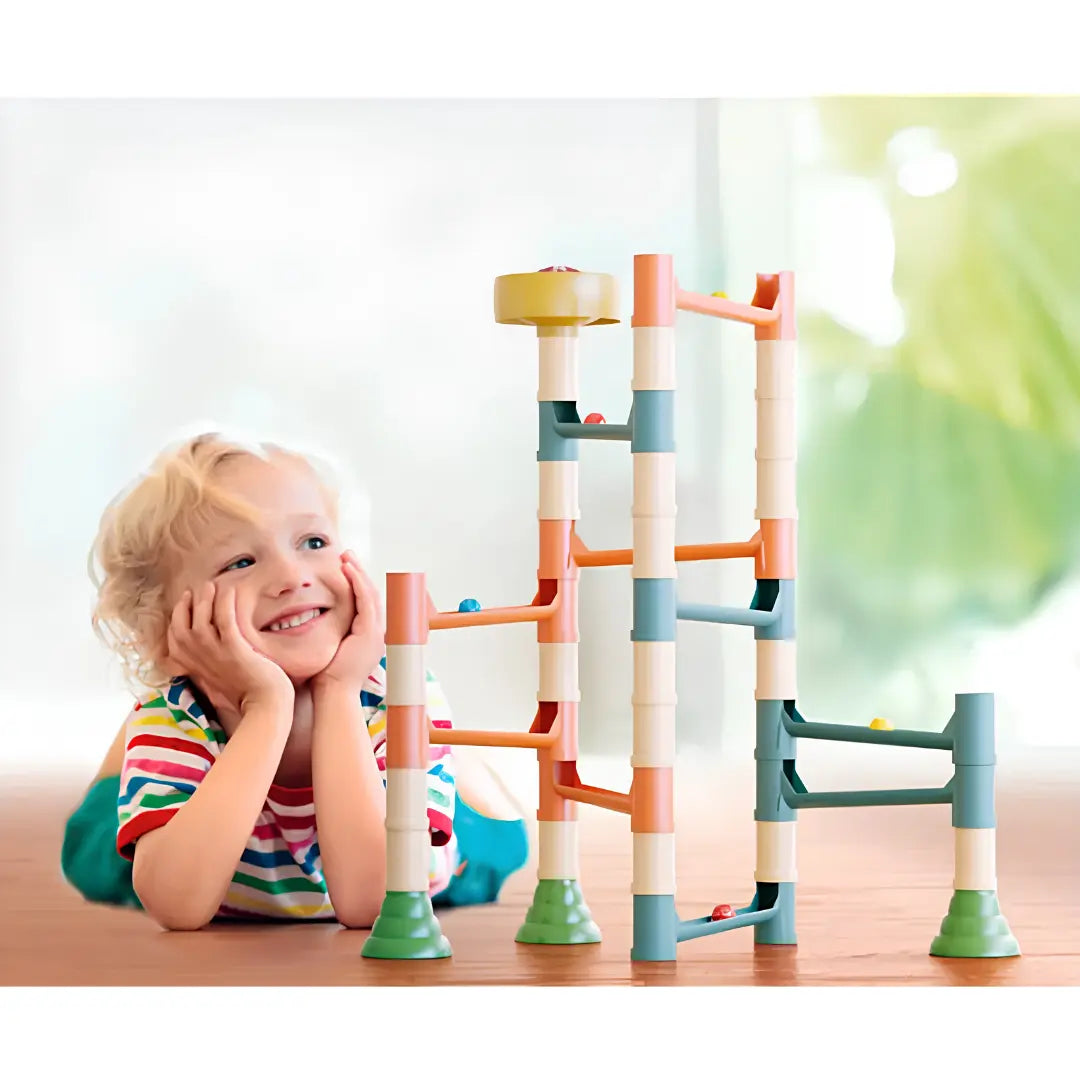 Tor kulkowy PlayBio Migoga Marble Run Quercetti jako pomysł na prezent dla przedszkolaka.
